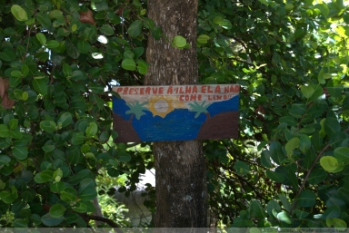 Preserve a ilha, ela não come lixo