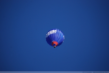 Montgolfière bleue